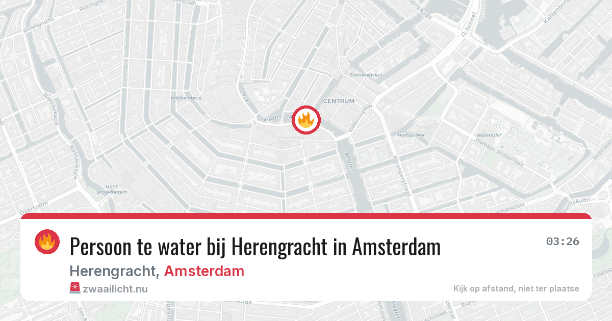 Persoon te water bij Herengracht in Amsterdam — 14 mei 2026