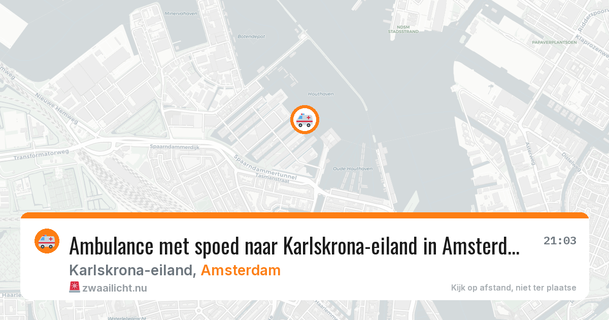 Ambulance met spoed naar Karlskrona-eiland in Amsterdam — 26 mei 2026