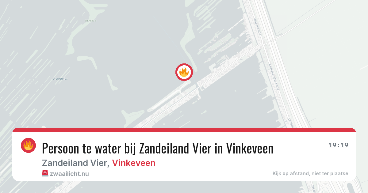 Persoon te water bij Zandeiland Vier in Vinkeveen — 22 jul 2026