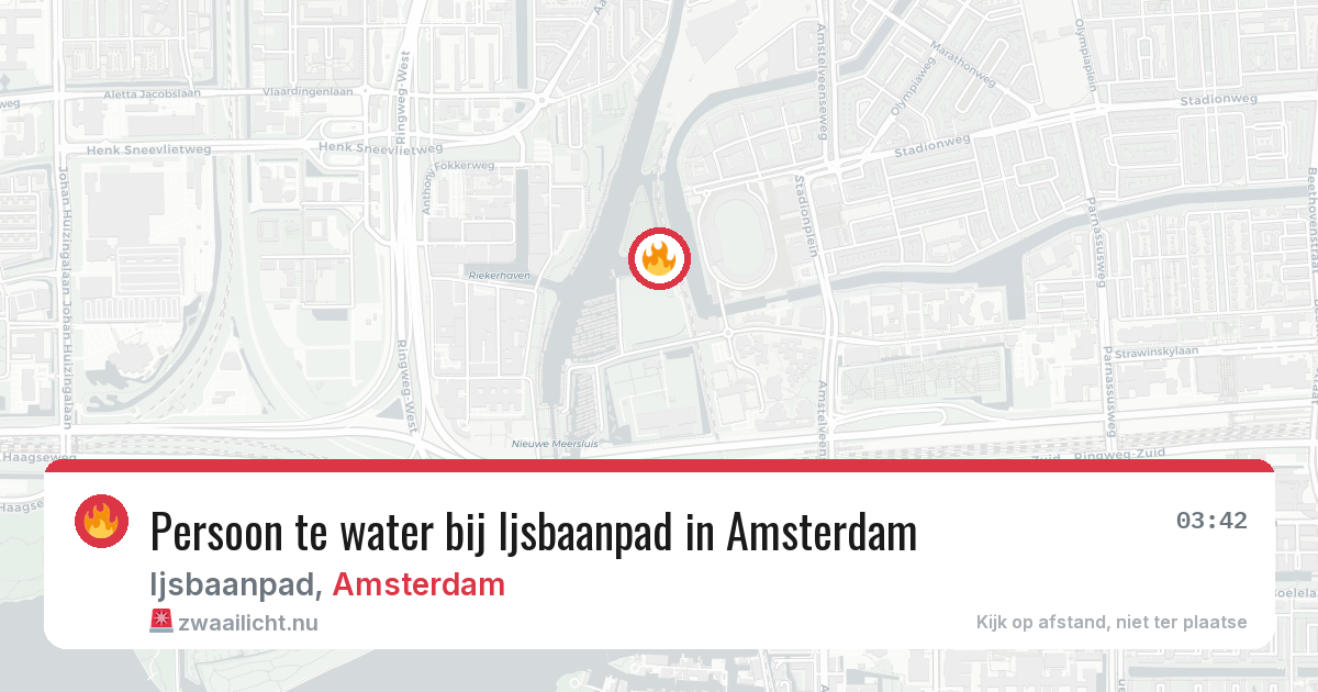Persoon te water bij Ijsbaanpad in Amsterdam — 22 jul 2026