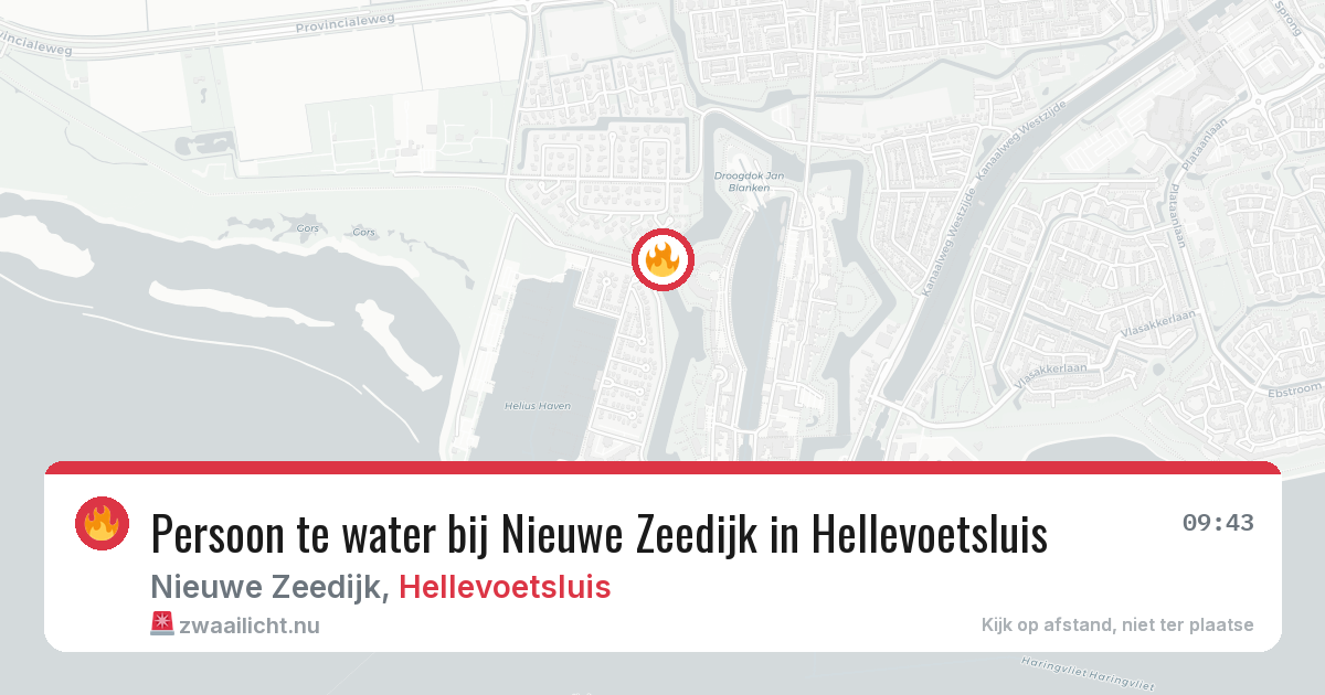 Persoon te water bij Nieuwe Zeedijk in Hellevoetsluis — 29 mei 2026