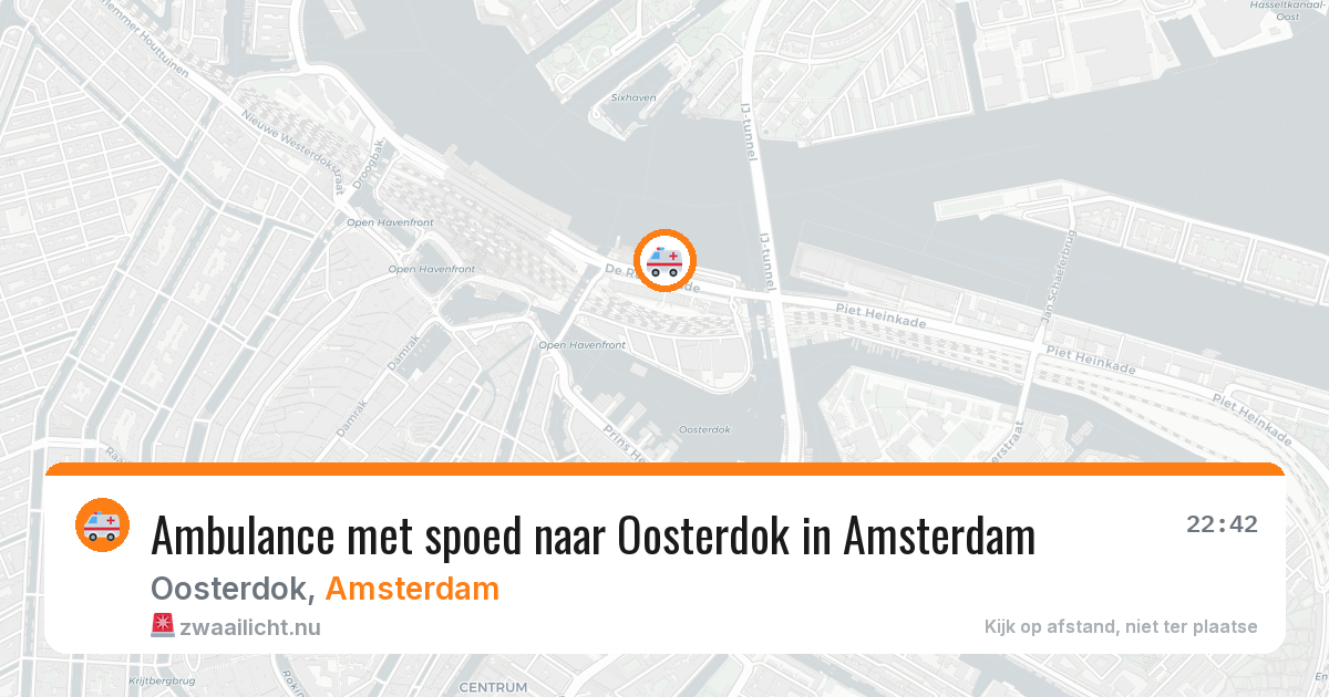 Ambulance met spoed naar Oosterdok in Amsterdam — 30 mei 2026