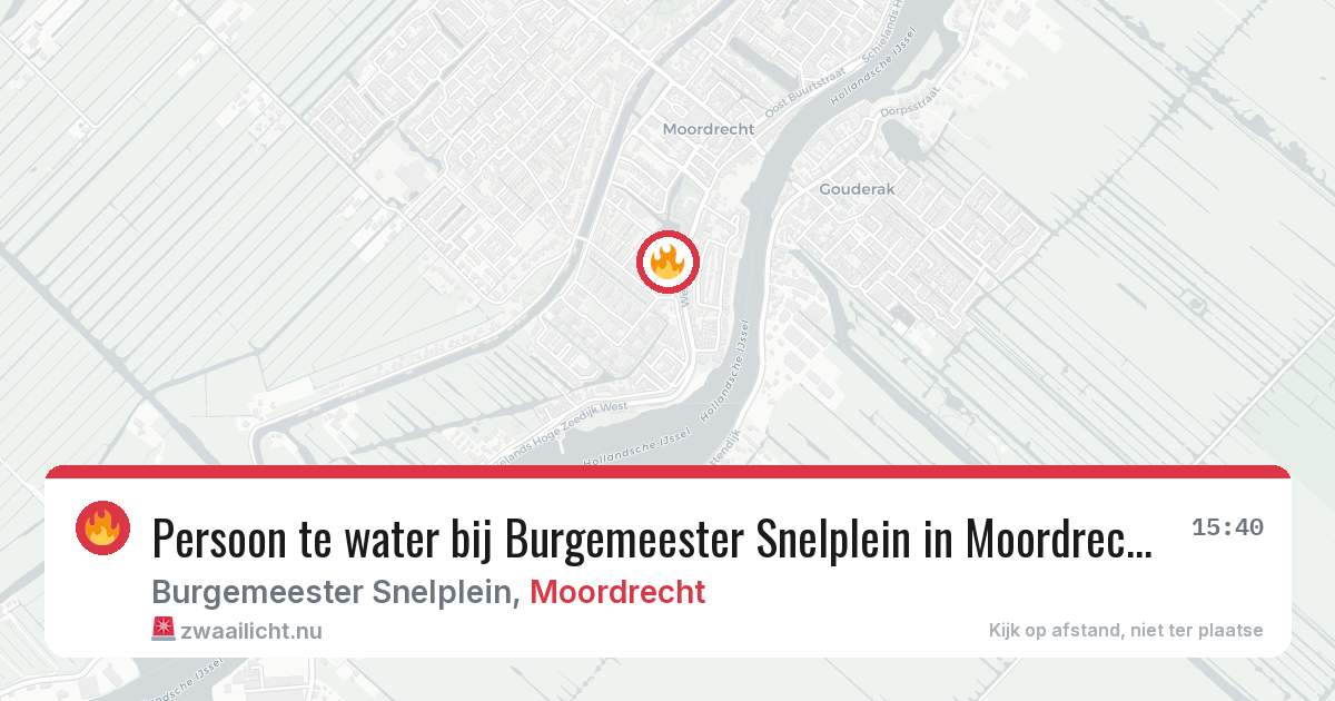 Persoon te water bij Burgemeester Snelplein in Moordrecht — 19 mrt 2026