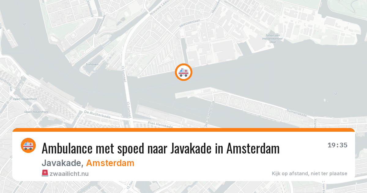 Ambulance met spoed naar Javakade in Amsterdam — 23 mei 2026