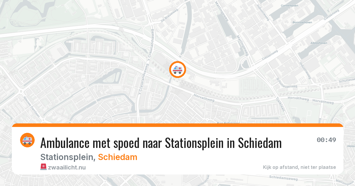 Ambulance met spoed naar Stationsplein in Schiedam — 10 apr 2026