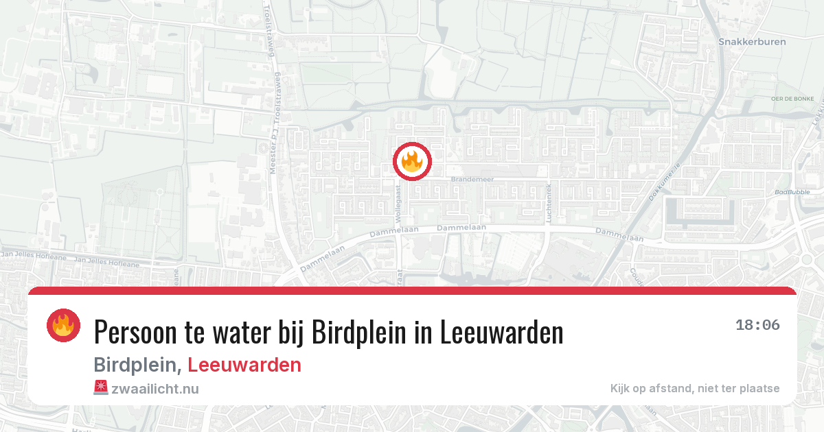 Persoon te water bij Birdplein in Leeuwarden — 25 mei 2026