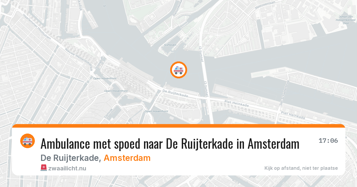 Ambulance met spoed naar De Ruijterkade in Amsterdam — 22 mei 2026