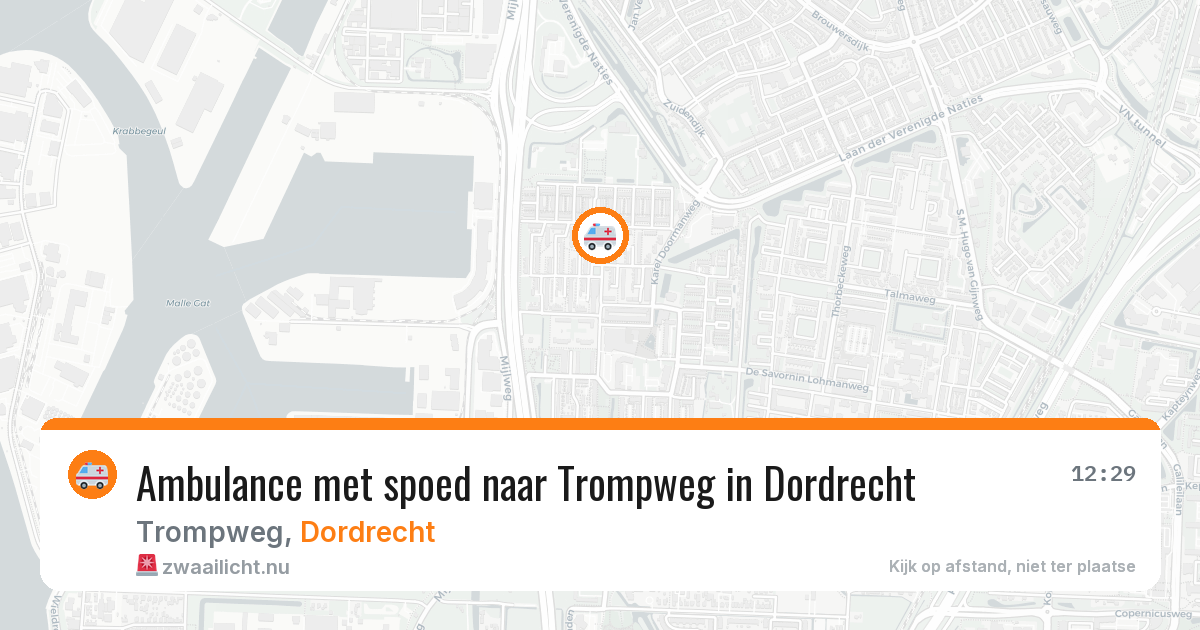 Ambulance met spoed naar Trompweg in Dordrecht — 23 mrt 2026