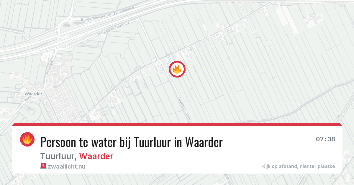 Persoon te water bij Tuurluur in Waarder — 9 mei 2026