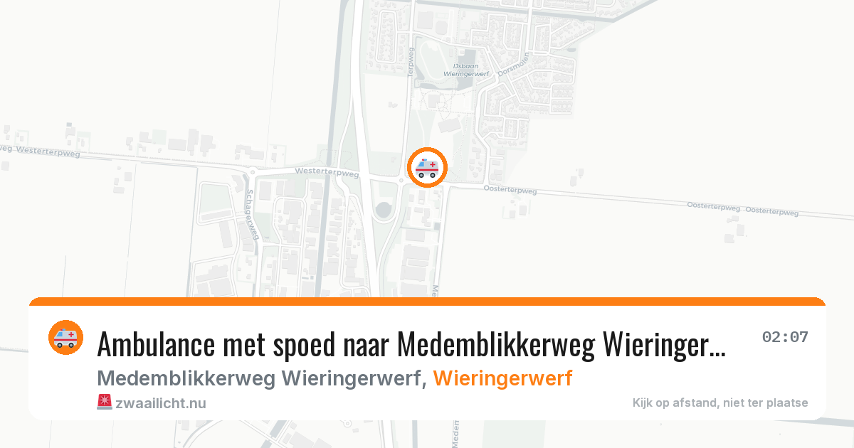 Ambulance met spoed naar Medemblikkerweg Wieringerwerf in Wieringerwerf — 15 mrt 2026