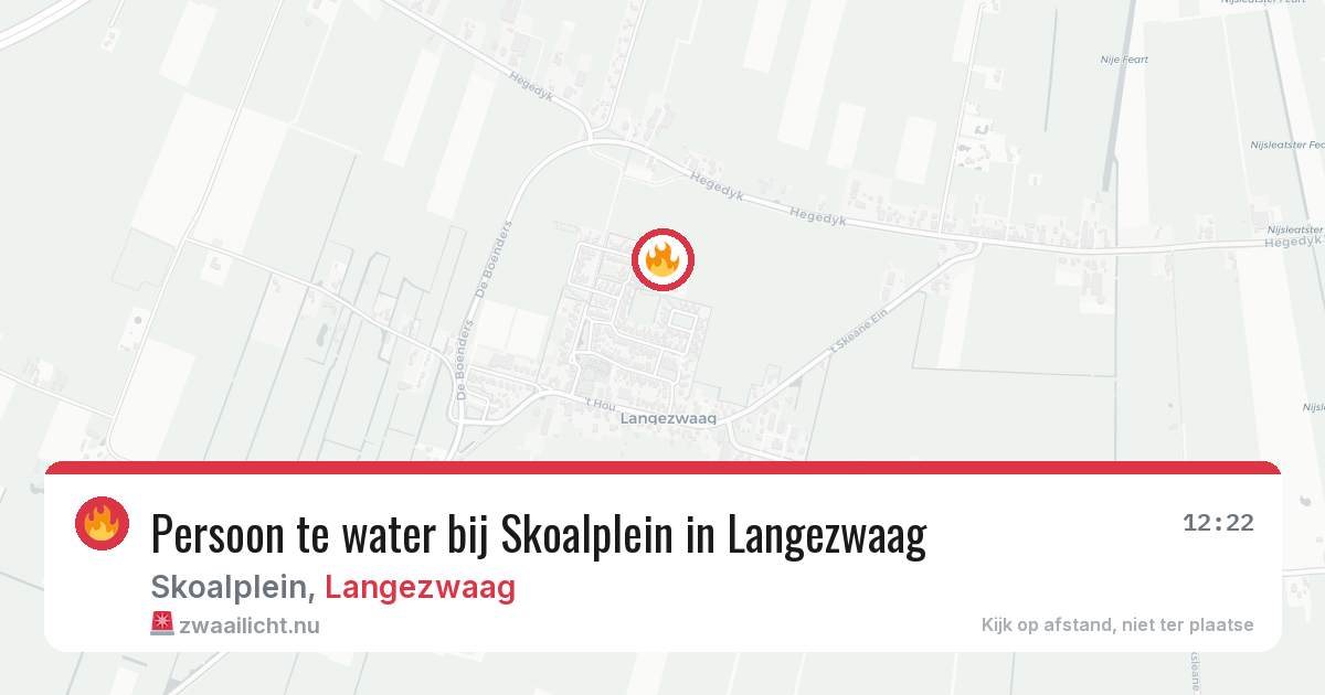 Persoon te water bij Skoalplein in Langezwaag — 19 jul 2026
